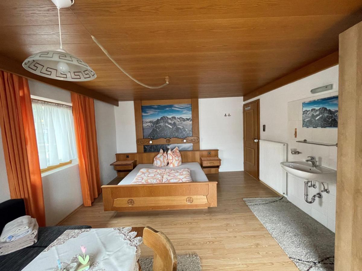 Appartements Alpenblick Финкенберг Екстериор снимка